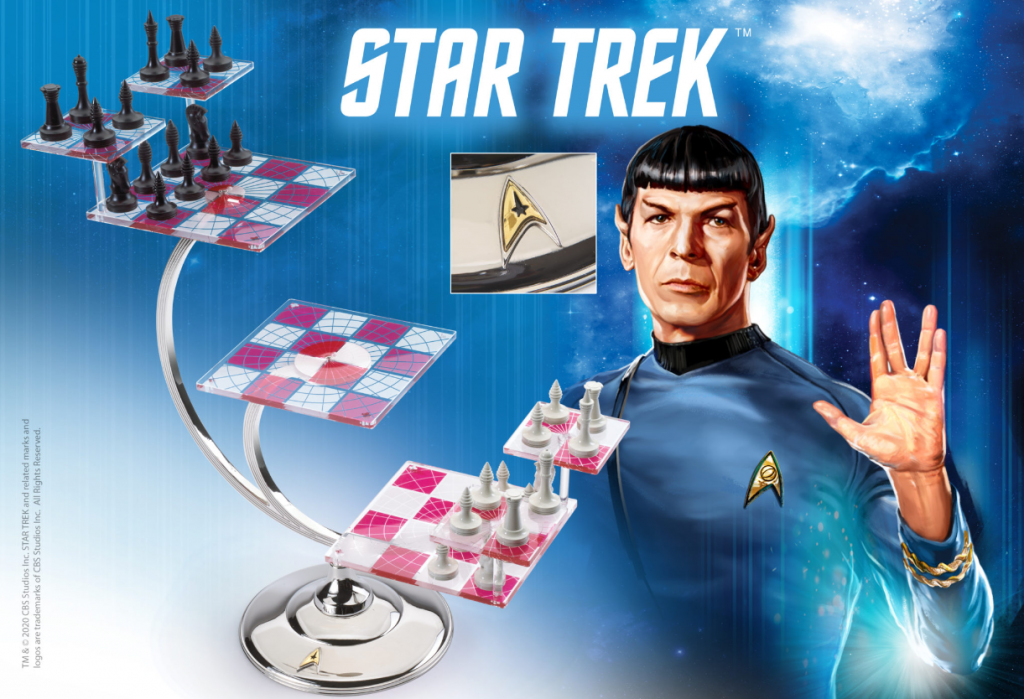 Unboxing Noble Collections Star Trek Tridimensional Chess Set